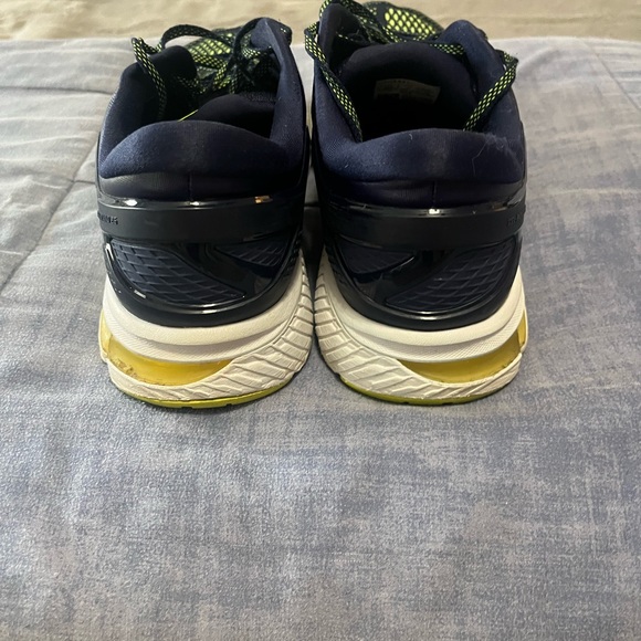 ASICS Gel Kayano 26 navy/ yellow - Picture 3 of 5